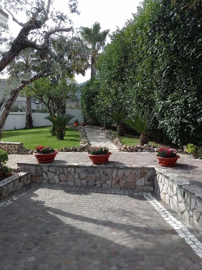 Villa Agata Forchia Екстериор снимка