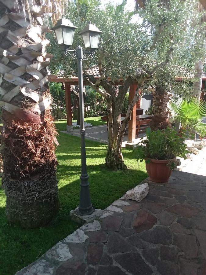 Villa Agata Forchia Екстериор снимка