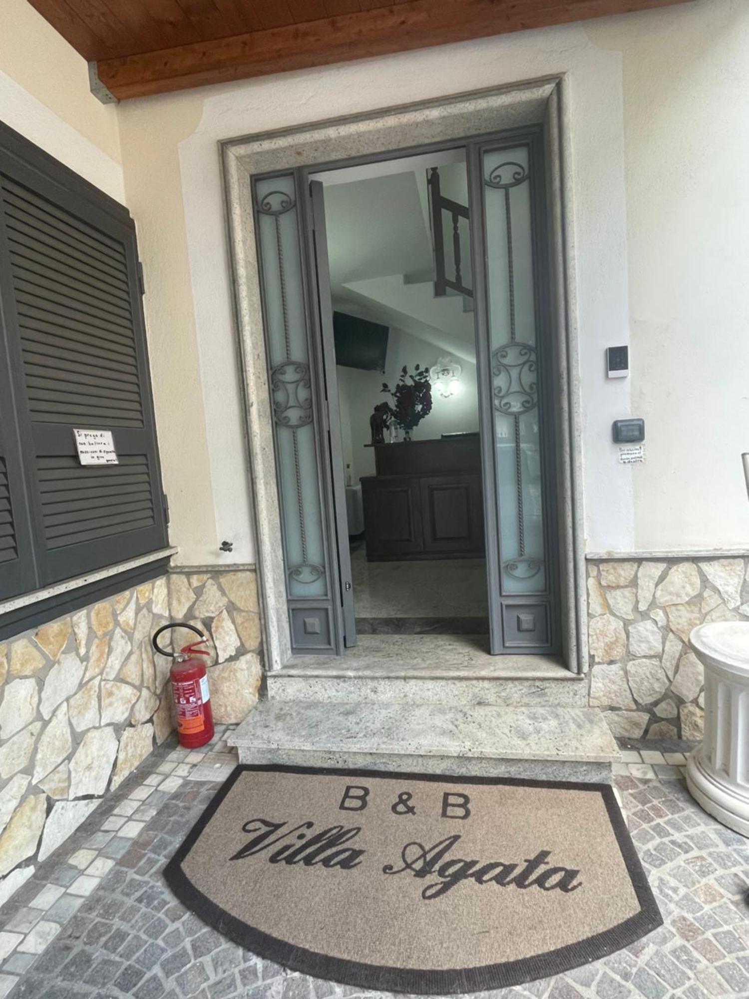 Villa Agata Forchia Екстериор снимка
