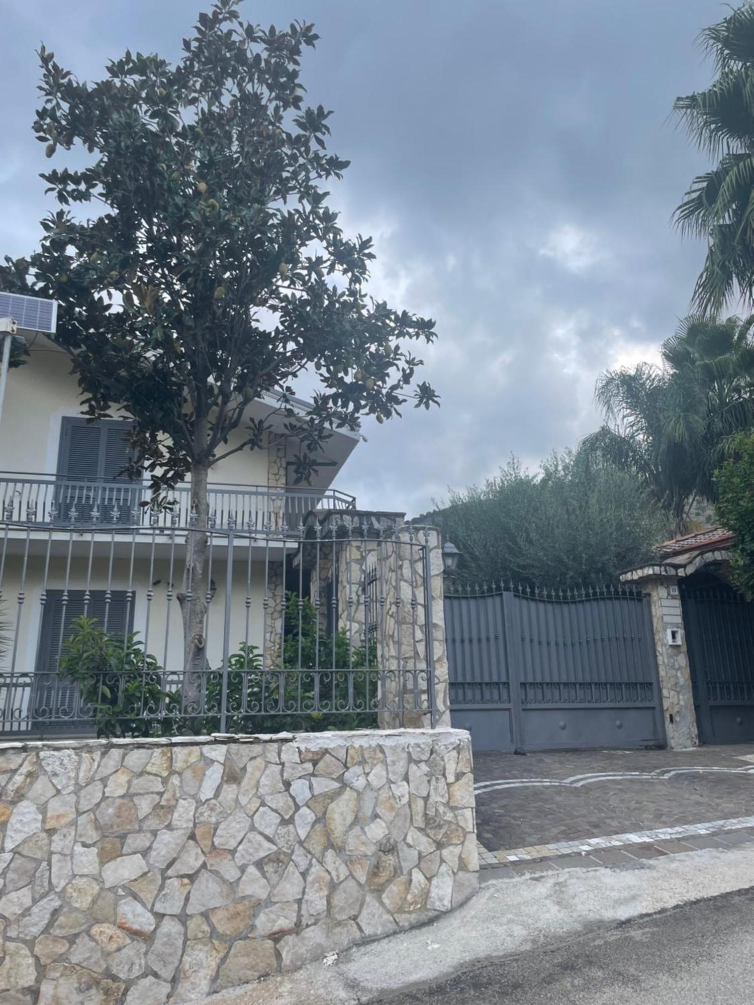 Villa Agata Forchia Екстериор снимка