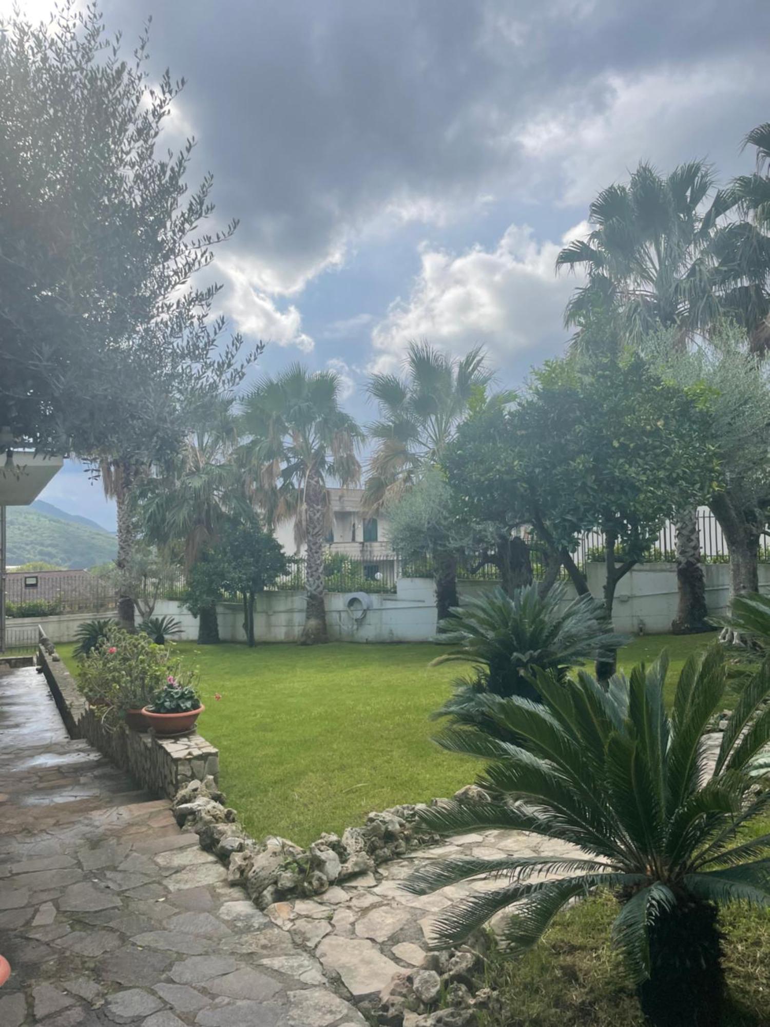 Villa Agata Forchia Екстериор снимка