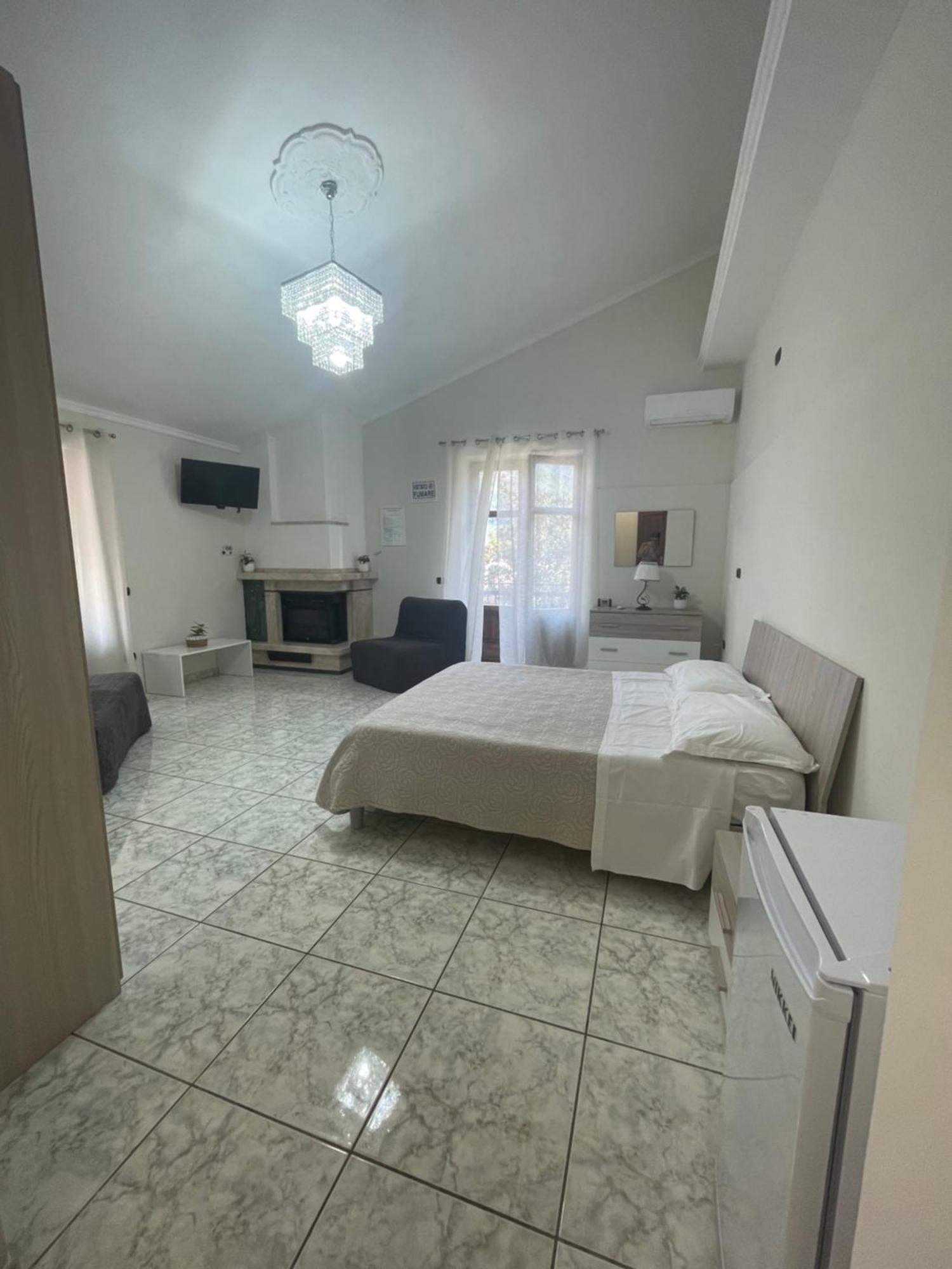 Villa Agata Forchia Екстериор снимка